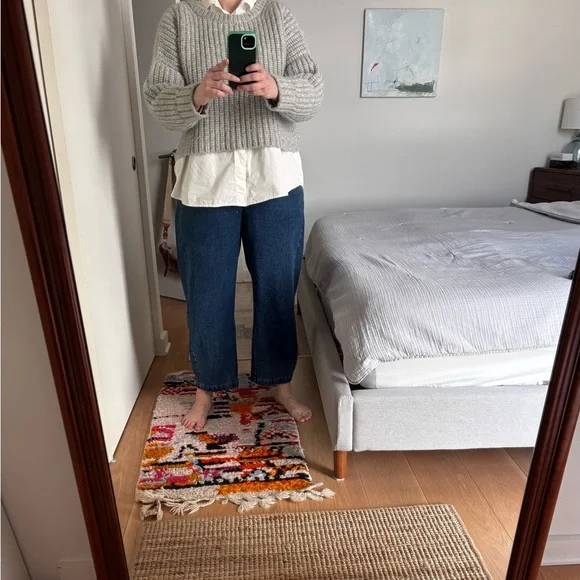 Cozy Gray Ribbed Sweater - Picture 13 of 13